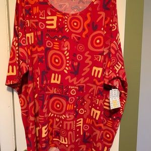 Lularoe Irma tee